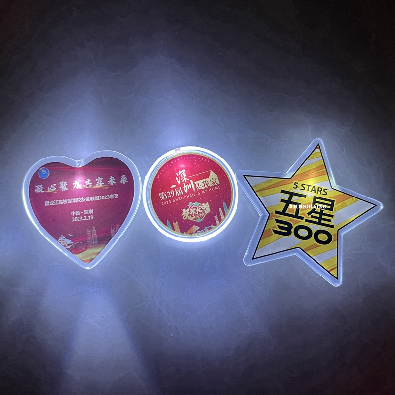 LED heart-shape badge