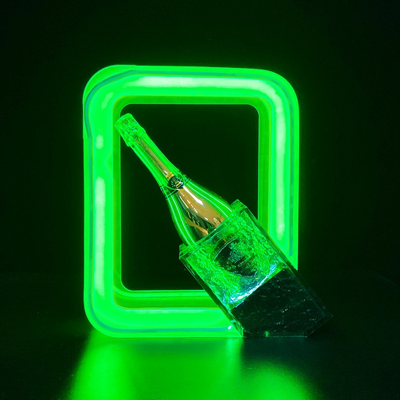 LED bottle presenter